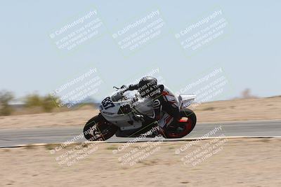 media/Apr-20-2025-CVMA (Sun) [[39090e8767]]/Race 9-Formula LW Twins Shootout/